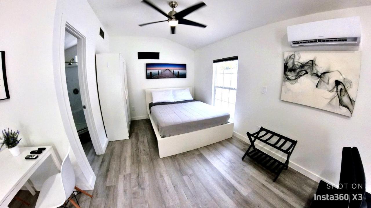 All Modern Studio With Private Entry & Parking. Μπράντον Εξωτερικό φωτογραφία
